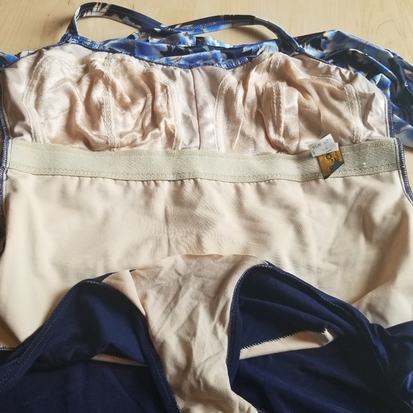 Sz 22W Swimdress Navy Blue Rose - Picture 8 of 16
